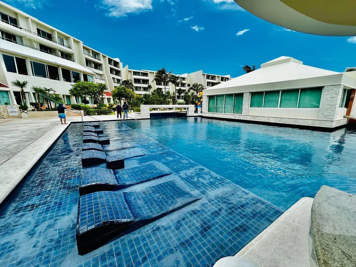 Solymar Corner Penthouse Condo Cancún Appartamento