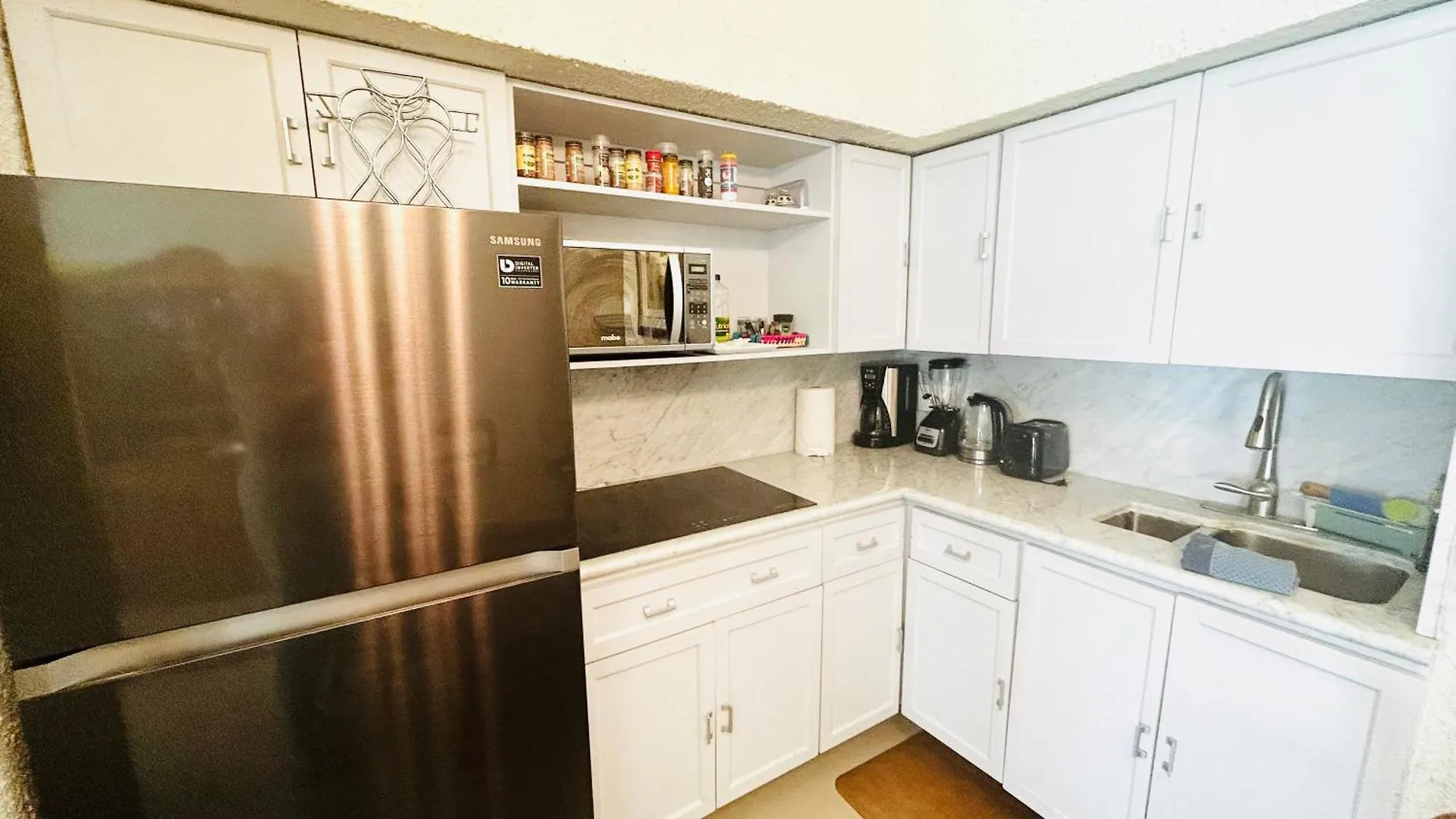 Solymar Corner Penthouse Condo Cancún 0*,  Messico