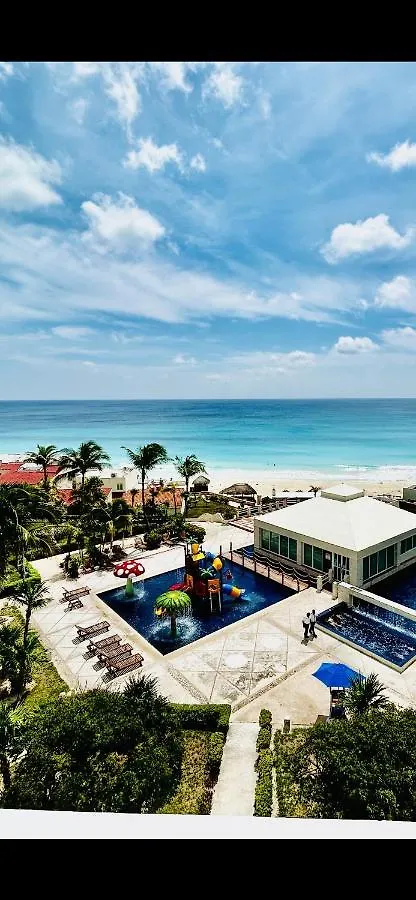 Solymar Corner Penthouse Condo Cancun